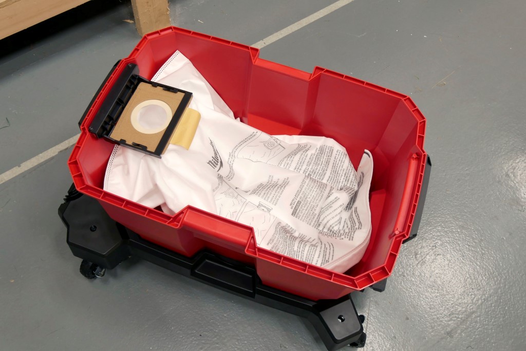 milwaukee m18 cordless wet/dry vacuum tank