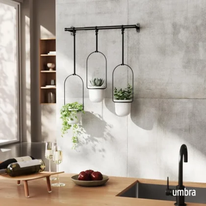 Mother's Day gift ideas for gardeners: wall-mounted hanging planter 3-pack
